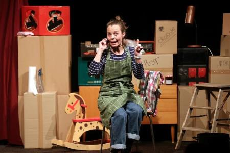 KOMEDIJA Z MOJCO FATUR DVAKRAT NAPOLNILA KETTEJEVO DVORANO 1